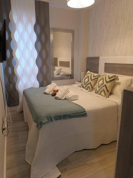 ¡al Lado De La Clinica Oftalmologica Vega! Apartment